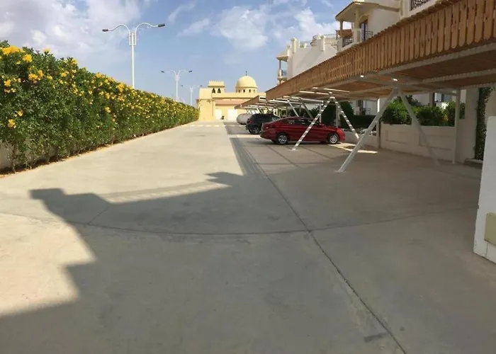 Appartement Hills 3br With Pool View And Free Access *